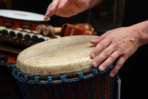 非洲鼓團建-鼓舞飛揚主題團建方案